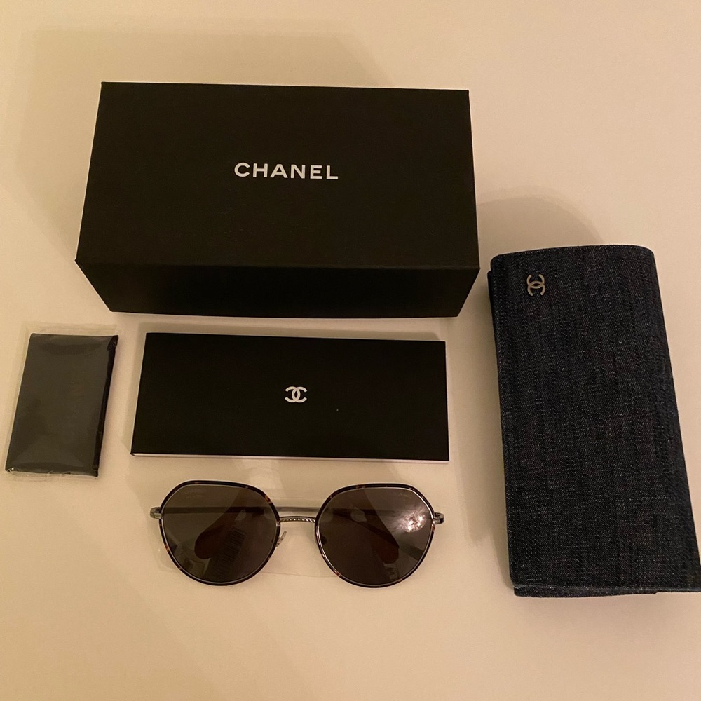 Chanel round wire frame sunglasses